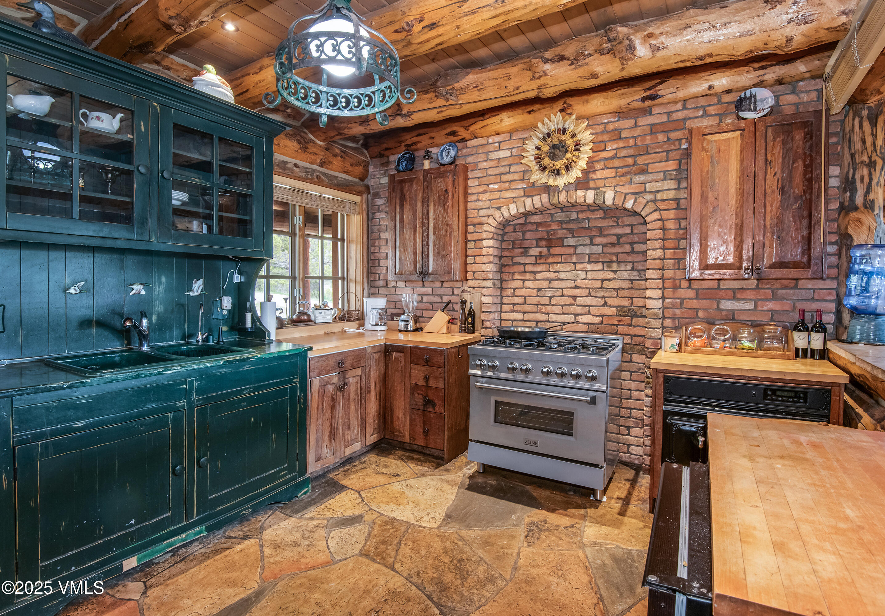 650 Castle Peak Ranch Road Eagle, CO 81631 - Photo 19 of 87 650_Castle_Peak_Ranch_Kitchen