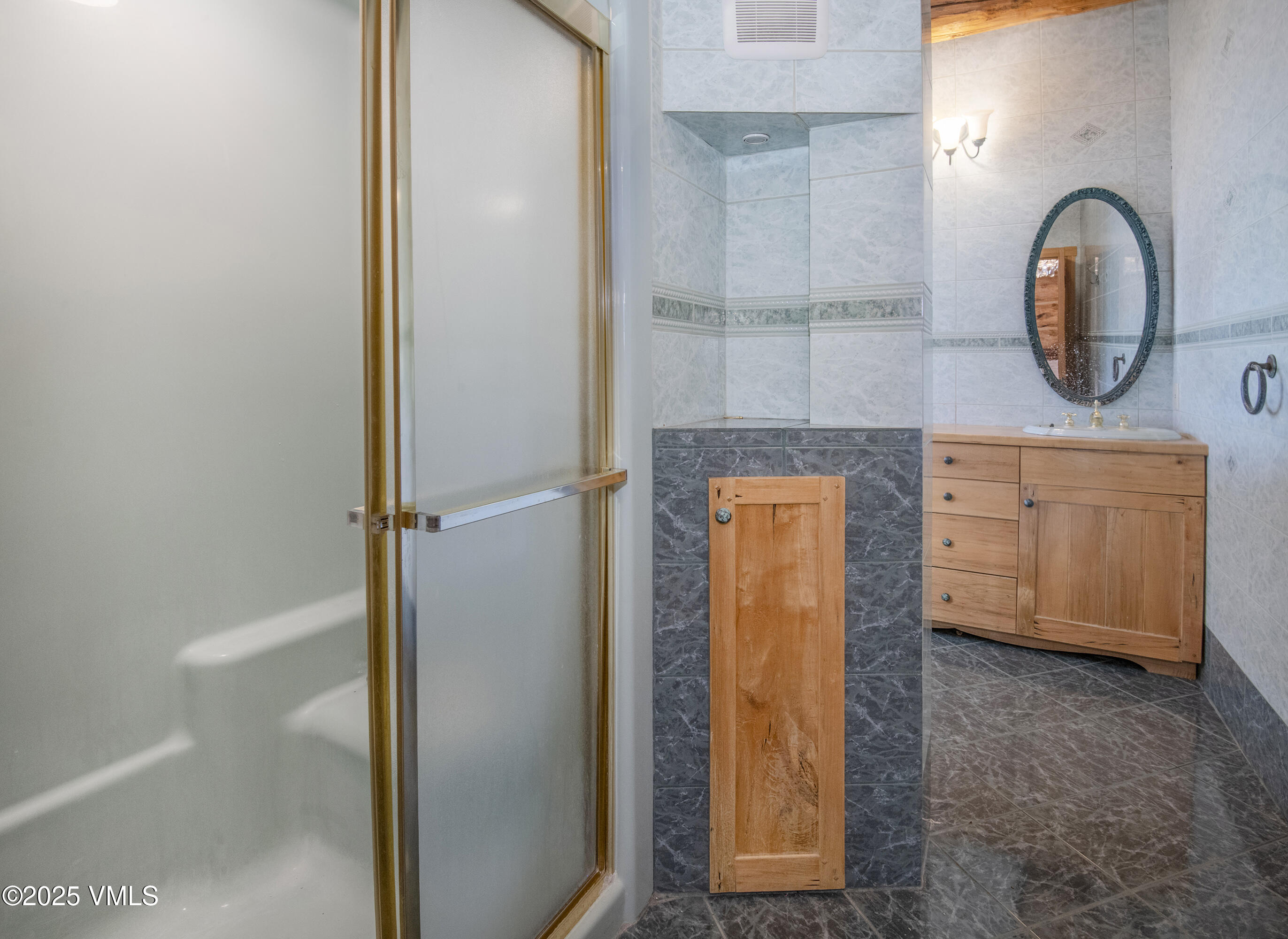 650 Castle Peak Ranch Road Eagle, CO 81631 - Photo 25 of 87 650_Castle_Peak_Main_Floor_Bathroom