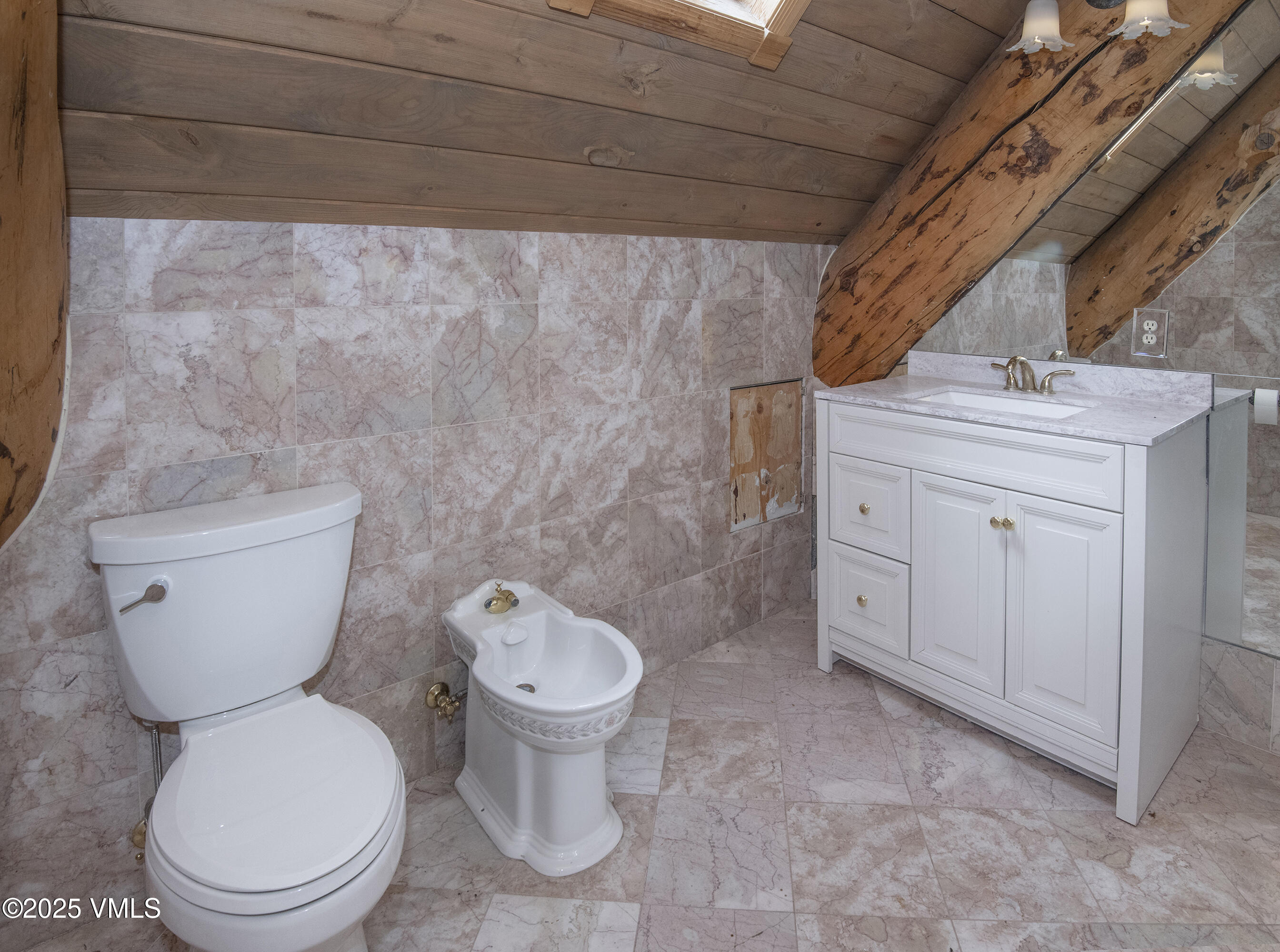 650 Castle Peak Ranch Road Eagle, CO 81631 - Photo 35 of 87 650_Castle_Peak_Upper_Level_Bathroom