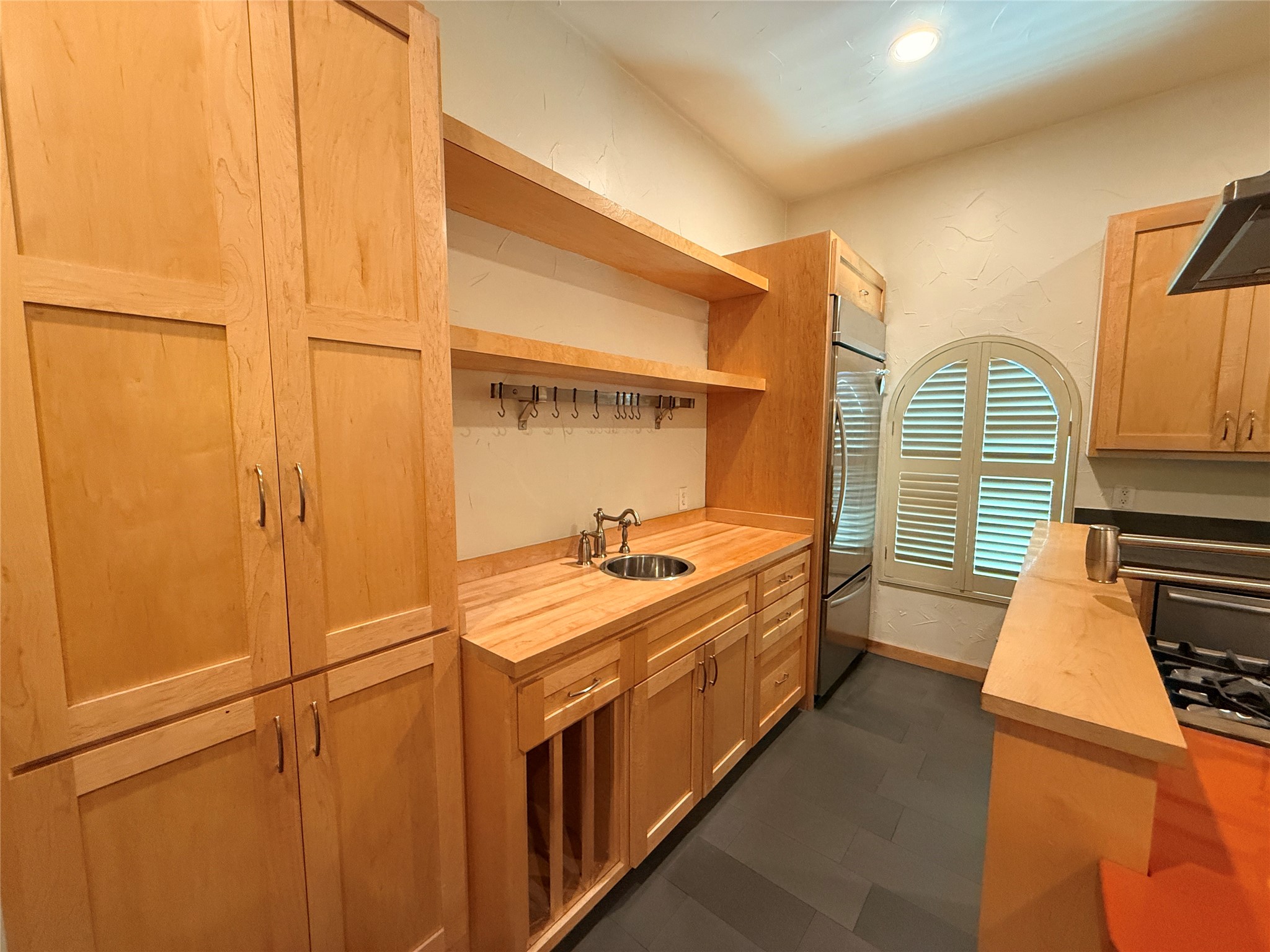 4606 Austin Street, Unit D Houston, TX 77004 - Photo 9 of 25