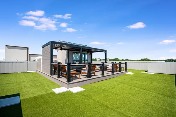 $2,995,000 | 10 Illinois Street, Unit 5A, St. Charles, IL 60174