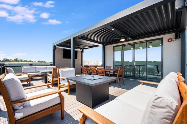 $2,995,000 | 10 Illinois Street, Unit 5A, St. Charles, IL 60174