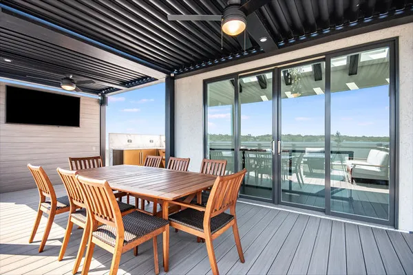 $2,995,000 | 10 Illinois Street, Unit 5A, St. Charles, IL 60174
