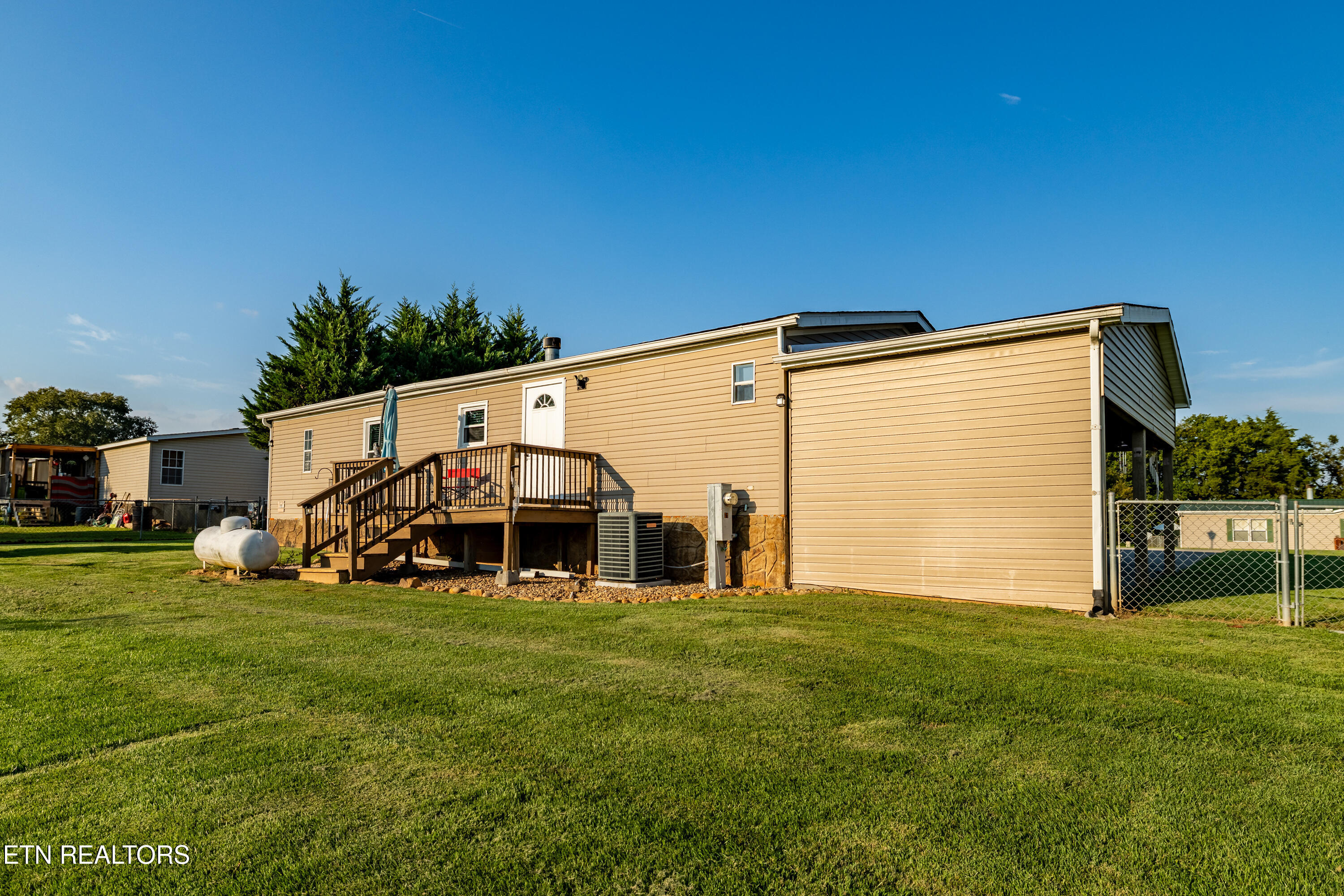 1021 Ridgeview Road Maryville, TN 37801 - Photo 31 of 33 1021RidgeviewRd-33