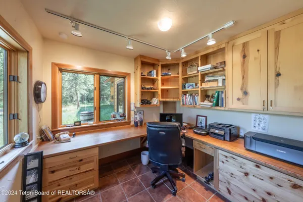 $7,200,000 | 155 East Buck Mountain Road, Jackson, WY 83001