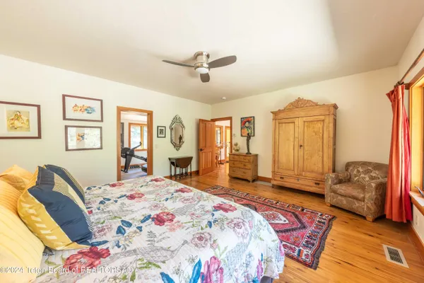 $7,200,000 | 155 East Buck Mountain Road, Jackson, WY 83001