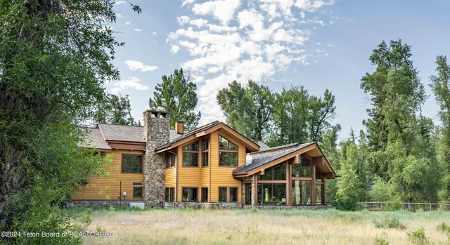 $7,200,000 | 155 East Buck Mountain Road, Jackson, WY 83001