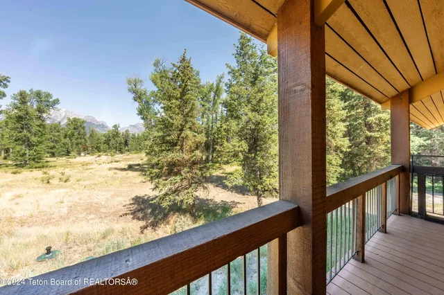 $7,200,000 | 155 East Buck Mountain Road, Jackson, WY 83001