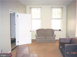 337 Ashbourne Road Cheltenham, PA 19012 - Photo 4 of 6