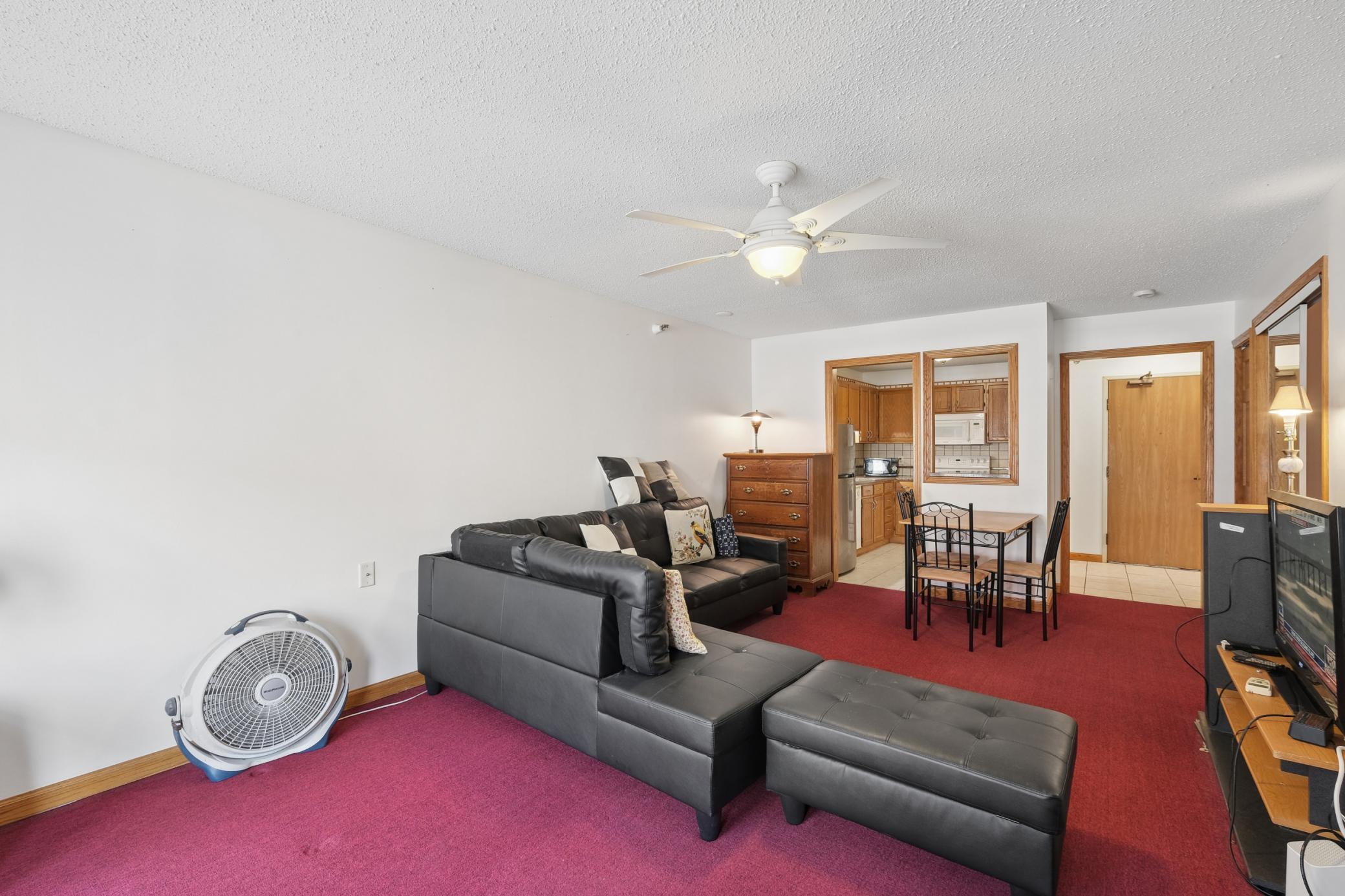 500 County B Road West, Unit 111 Roseville, MN 55113 - Photo 3 of 25