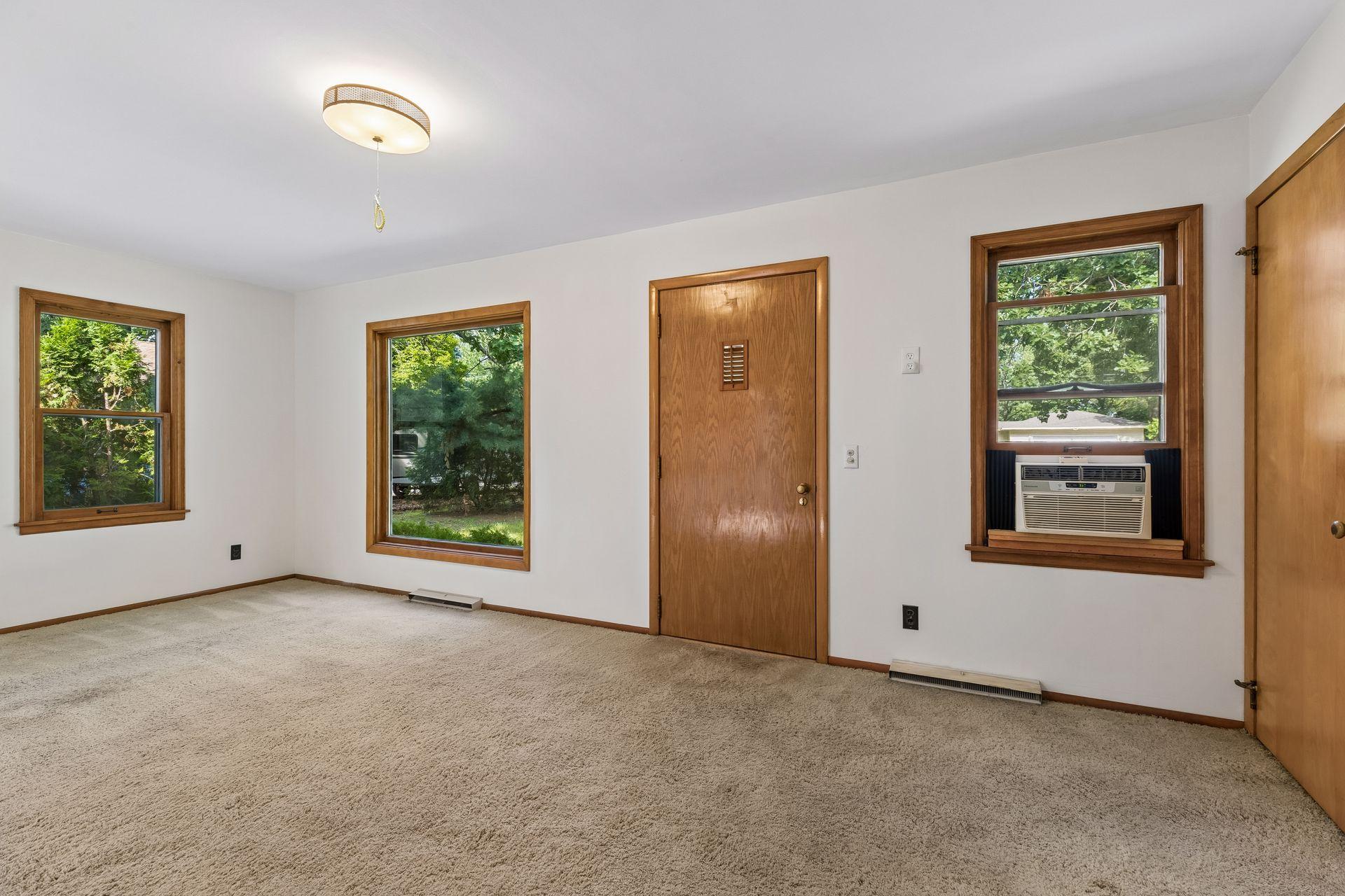 8080 Groveland Road Mounds View, MN 55112 - Photo 4 of 33