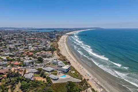 $479,000 | 860 Turquoise Street, Unit 322, San Diego, CA 92109