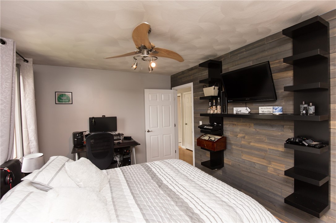 164 Mohawk Trail Cranston, RI 02921 - Photo 22 of 40 Gallery Image 22