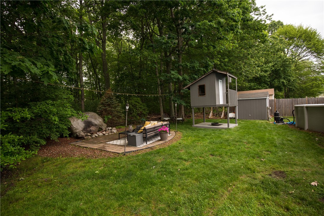 164 Mohawk Trail Cranston, RI 02921 - Photo 39 of 40 Gallery Image 39
