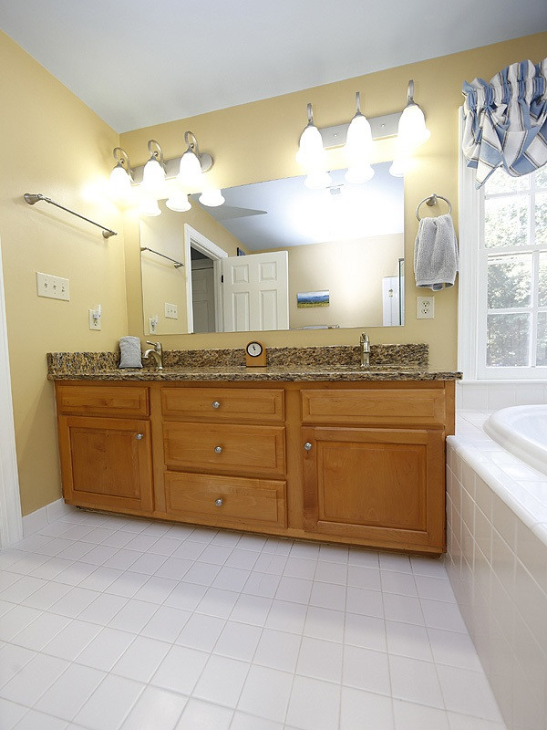 6907 Valley Drive Raleigh, NC 27612 - Photo 12 of 24 Master Bath/Spa