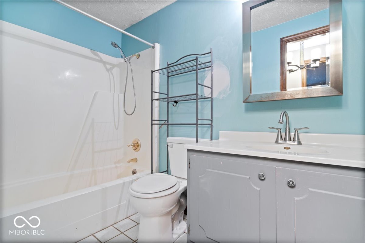 1010 Porto Bello Street Pendleton, IN 46064 - Photo 19 of 30