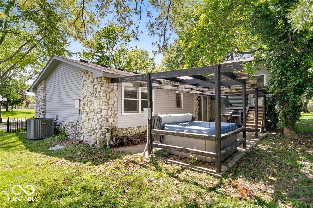 1010 Porto Bello Street Pendleton, IN 46064 - Photo 28 of 30
