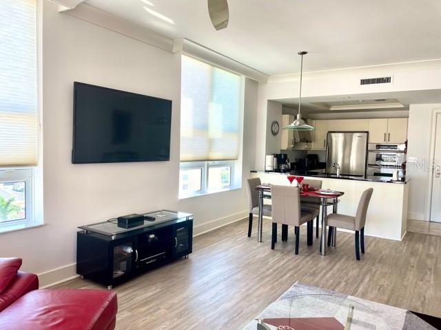 1350 Main Street, Unit 909 Sarasota, FL 34236 - Photo 2 of 18