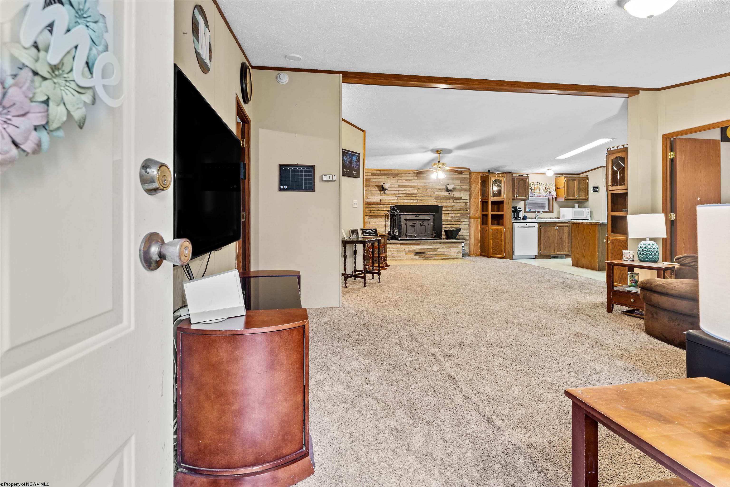 675 Pond Road Morgantown, WV 26508 - Photo 6 of 22 Gallery Image 6