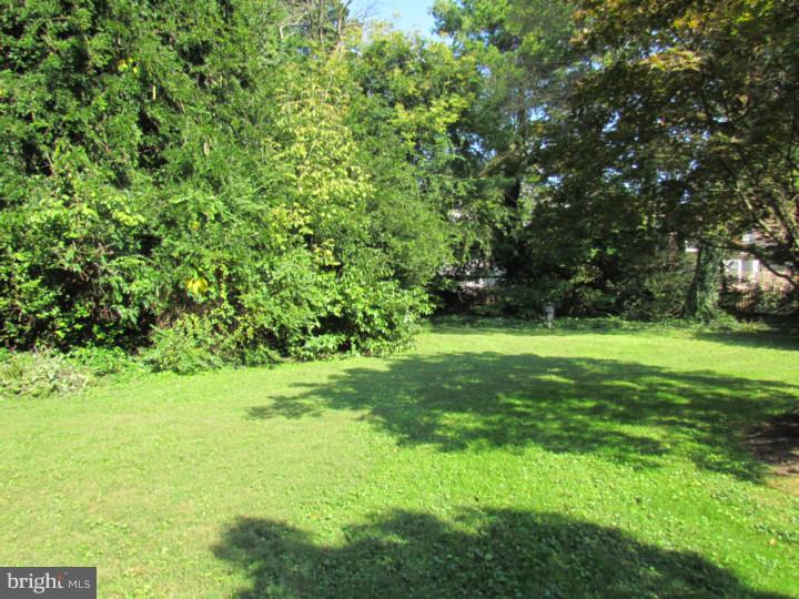 204 Woods Road Glenside, PA 19038 - Photo 3 of 24 Gallery Image 3