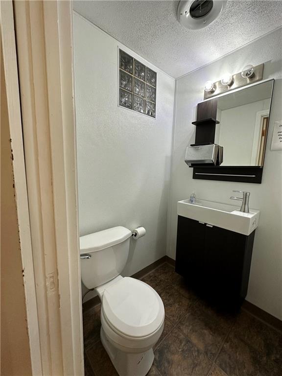 504 Broadway Avenue McKees Rocks, PA 15136 - Photo 23 of 39 Gallery Image 23