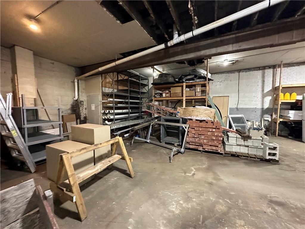 504 Broadway Avenue McKees Rocks, PA 15136 - Photo 31 of 39 Gallery Image 31