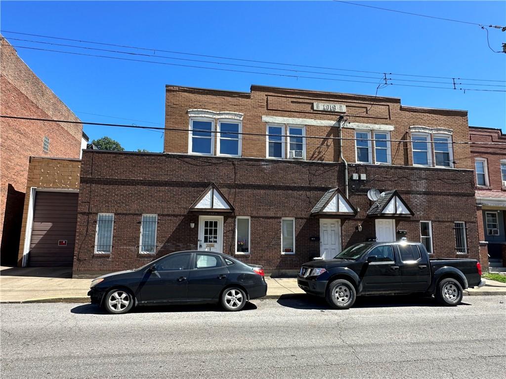 504 Broadway Avenue McKees Rocks, PA 15136 - Photo 4 of 39 Gallery Image 4