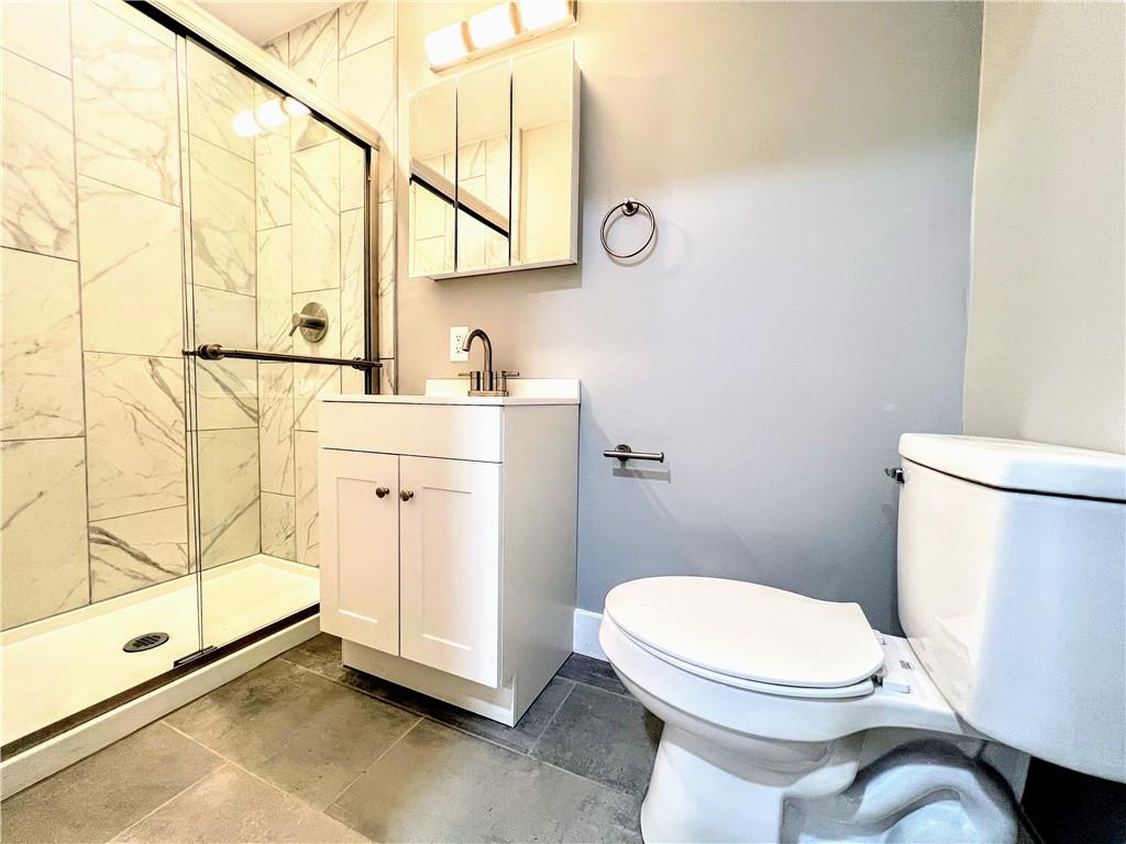 504 Broadway Avenue McKees Rocks, PA 15136 - Photo 6 of 39 Gallery Image 6