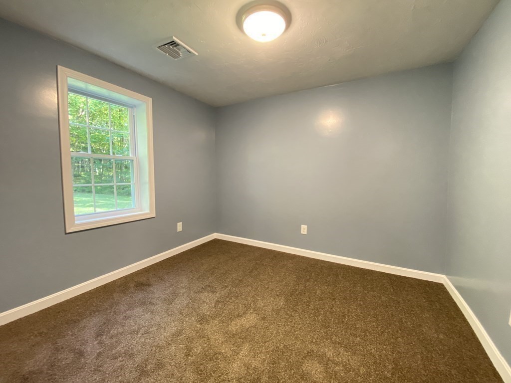 115 Charlton Road Spencer, MA 01562 - Photo 27 of 41 Gallery Image 27