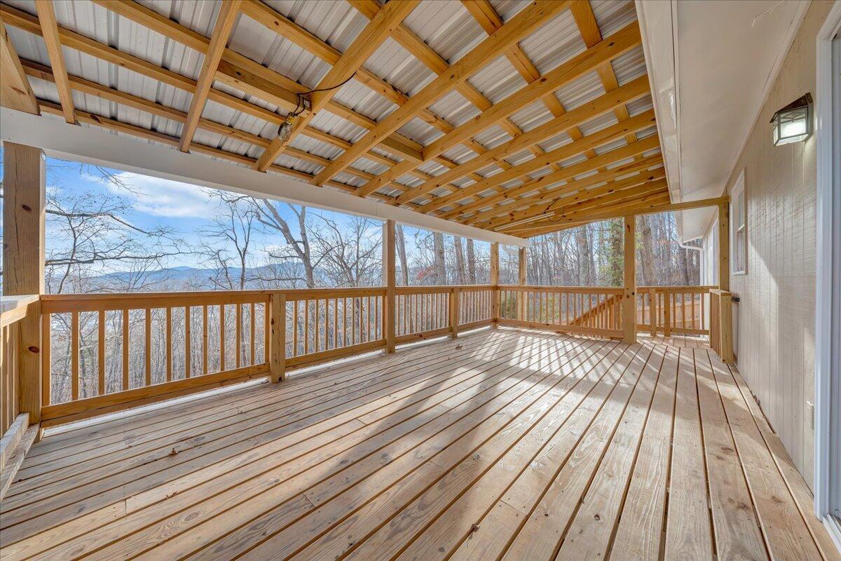 778 Shirley Road Salem, VA 24153 - Photo 16 of 54 015-MIB04764