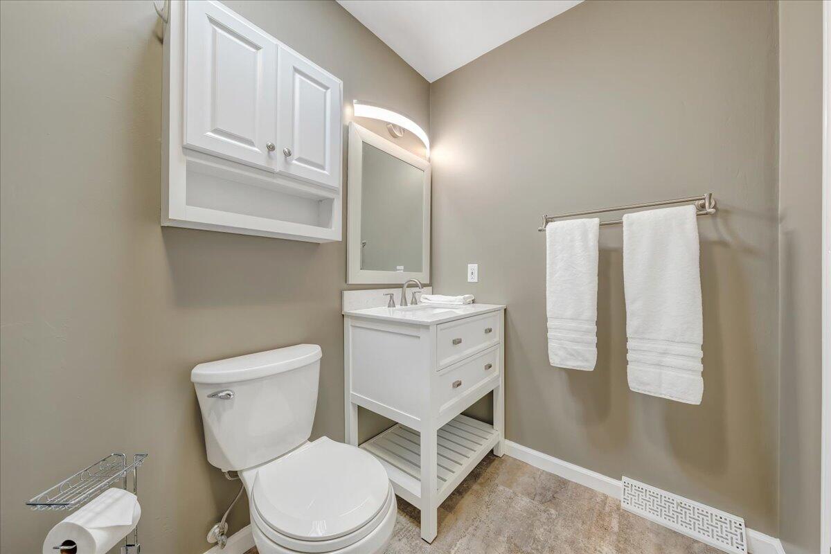 778 Shirley Road Salem, VA 24153 - Photo 23 of 54 027-MIB04797