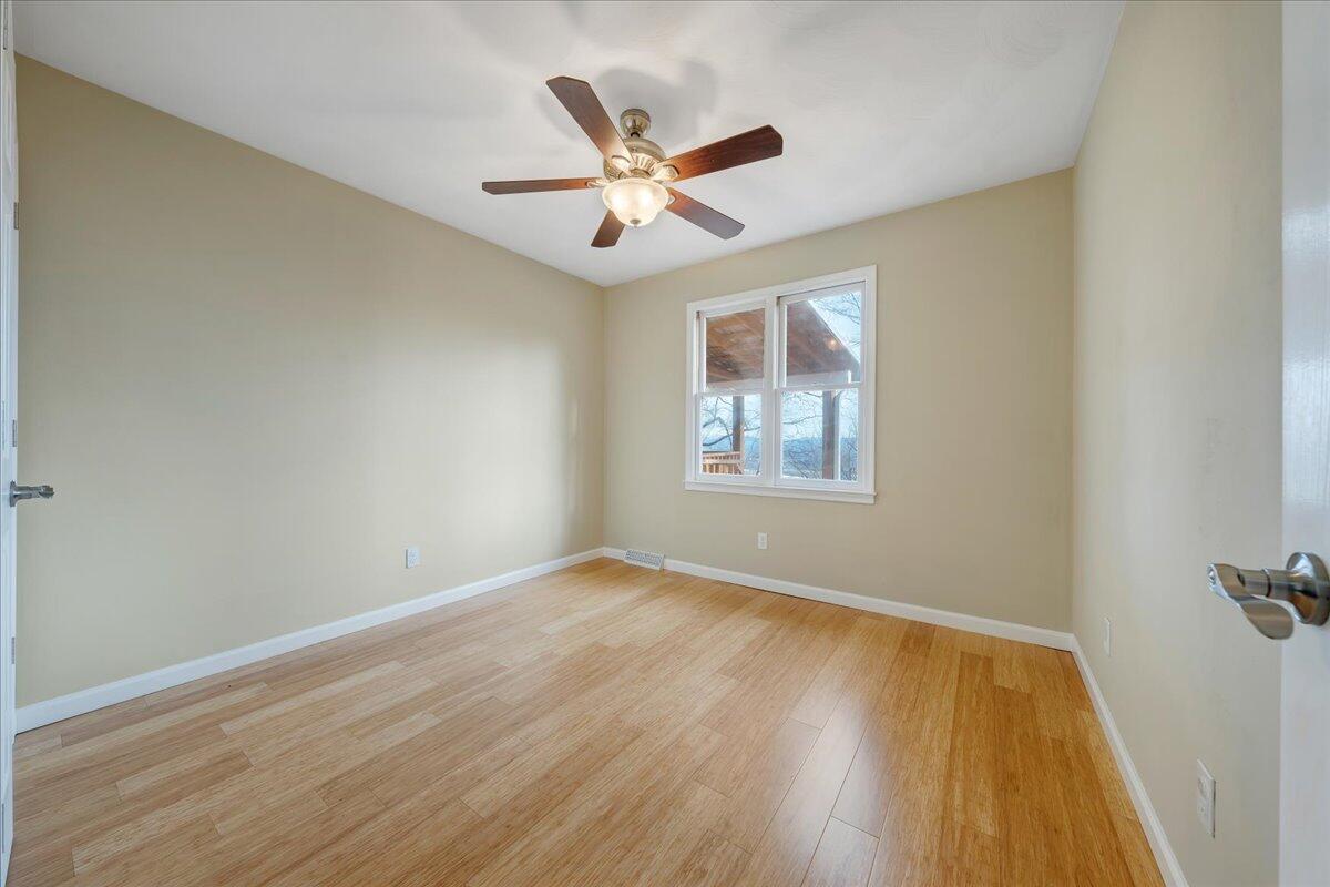 778 Shirley Road Salem, VA 24153 - Photo 24 of 54 020-MIB04779