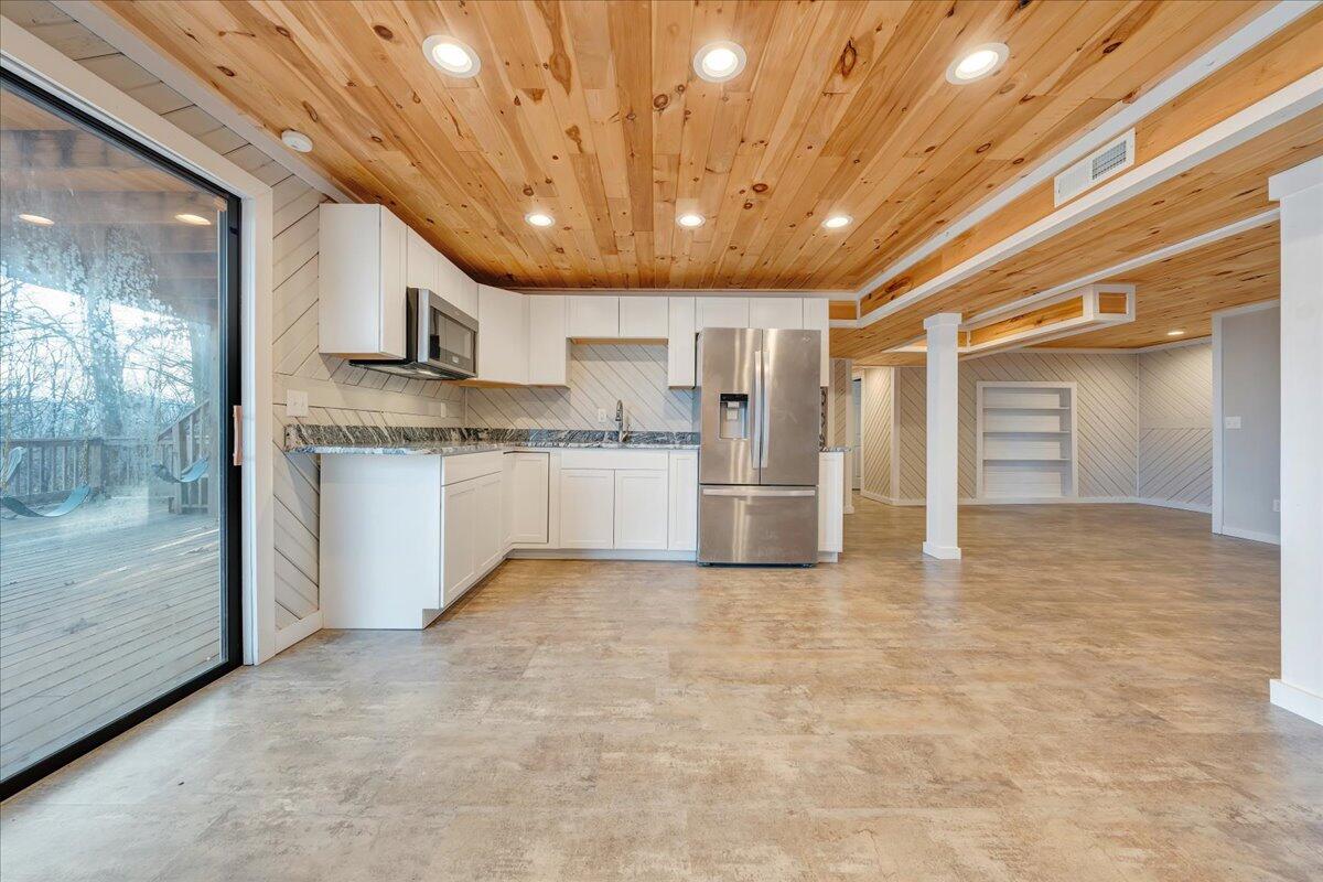 778 Shirley Road Salem, VA 24153 - Photo 43 of 54 049-MIB04860