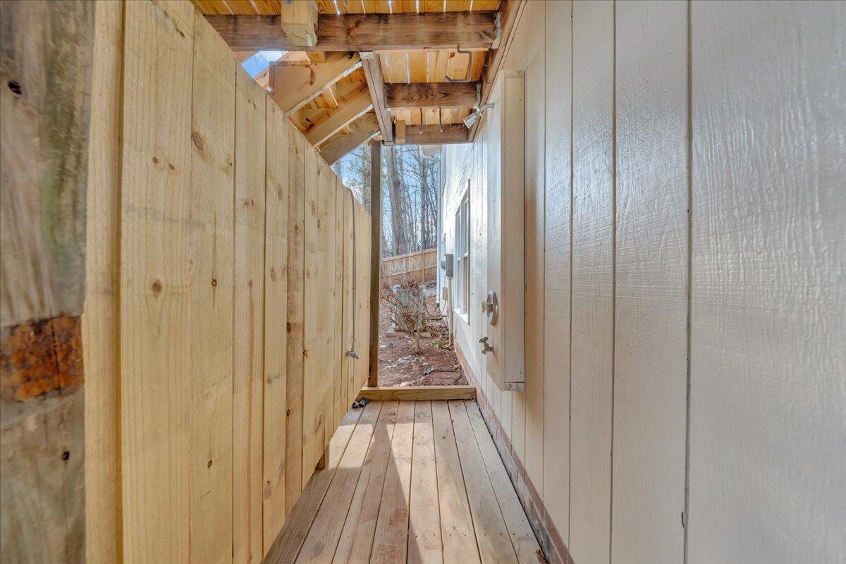 778 Shirley Road Salem, VA 24153 - Photo 44 of 54 050-MIB04863