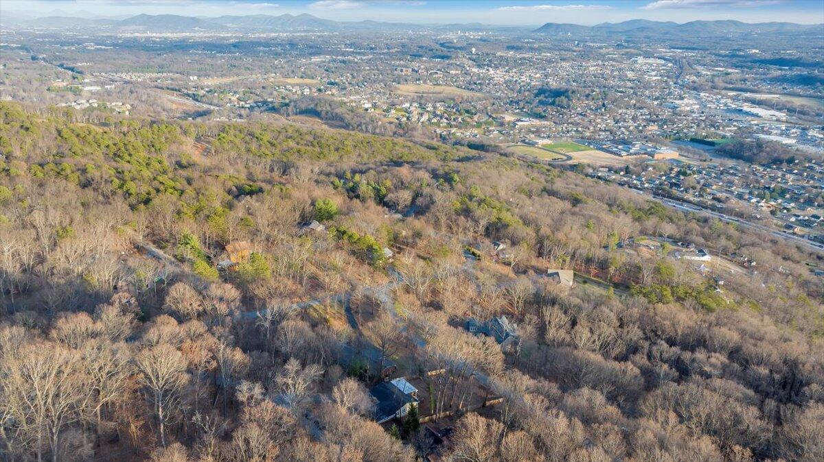 778 Shirley Road Salem, VA 24153 - Photo 52 of 54 086-DJI_20231221161156_0022_D_MIB