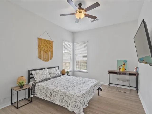 $1,800 | 5303 Edenbourgh Lane, Austin, TX 78754