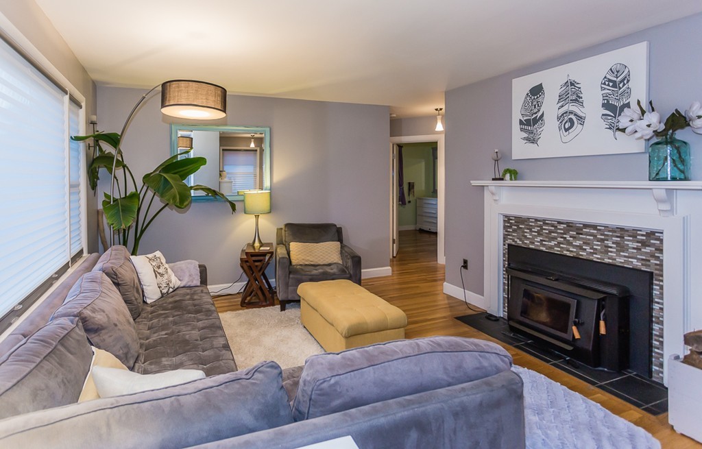 12 Edgehill Road Swampscott, MA 01907 - Photo 2 of 27 Gallery Image 2