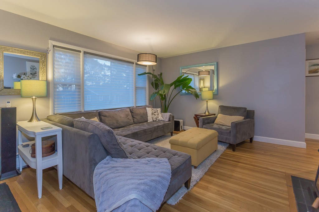 12 Edgehill Road Swampscott, MA 01907 - Photo 4 of 27 Gallery Image 4