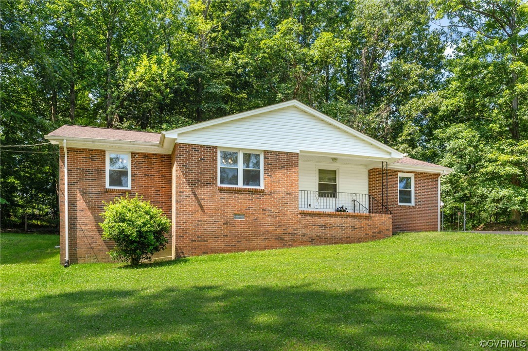 5817 Middle Road Prince George, VA 23875 - Photo 1 of 32 Gallery Image 1