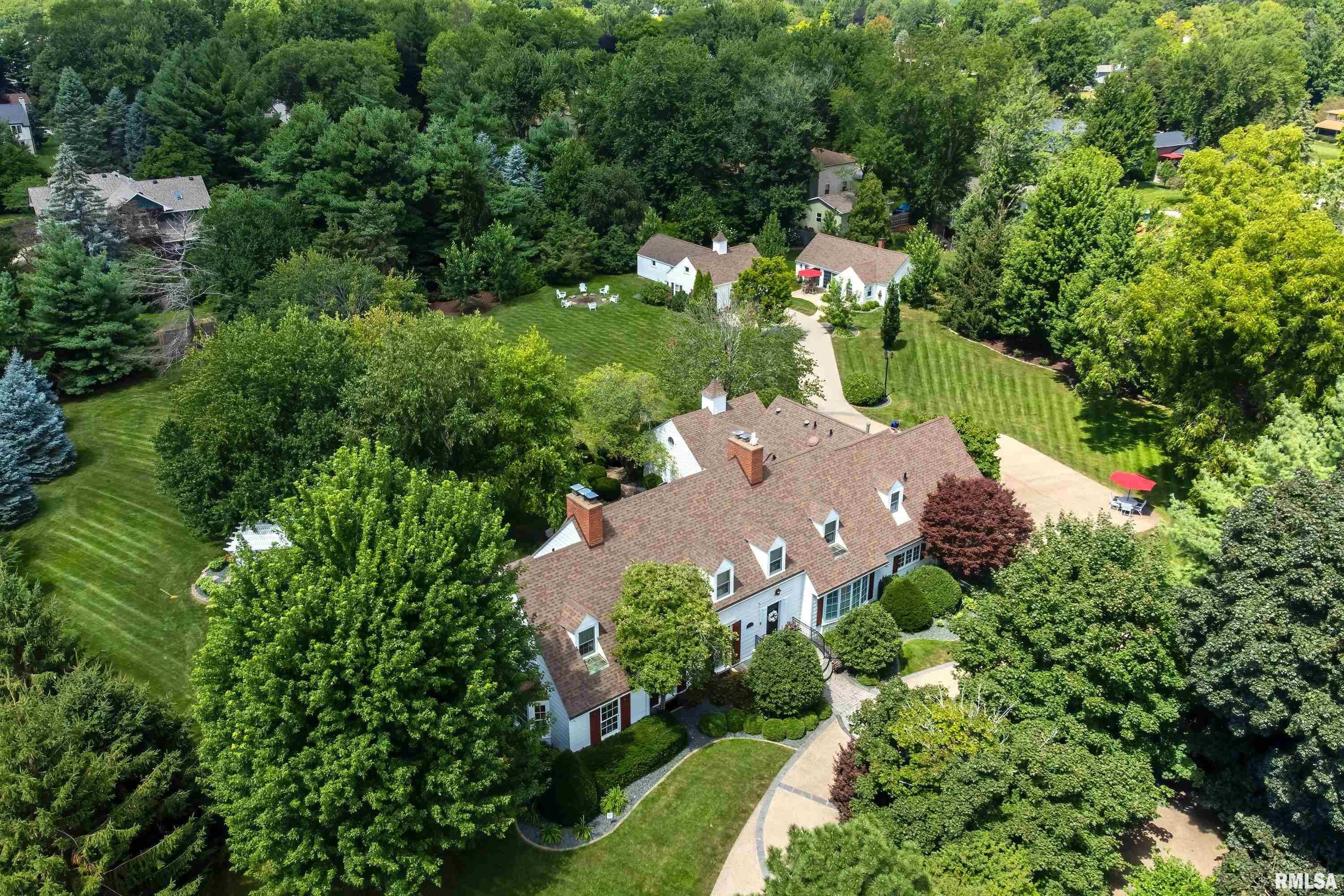 4026 Jersey Ridge Road Davenport, IA 52807 - Photo 1 of 90 Gallery Image 1