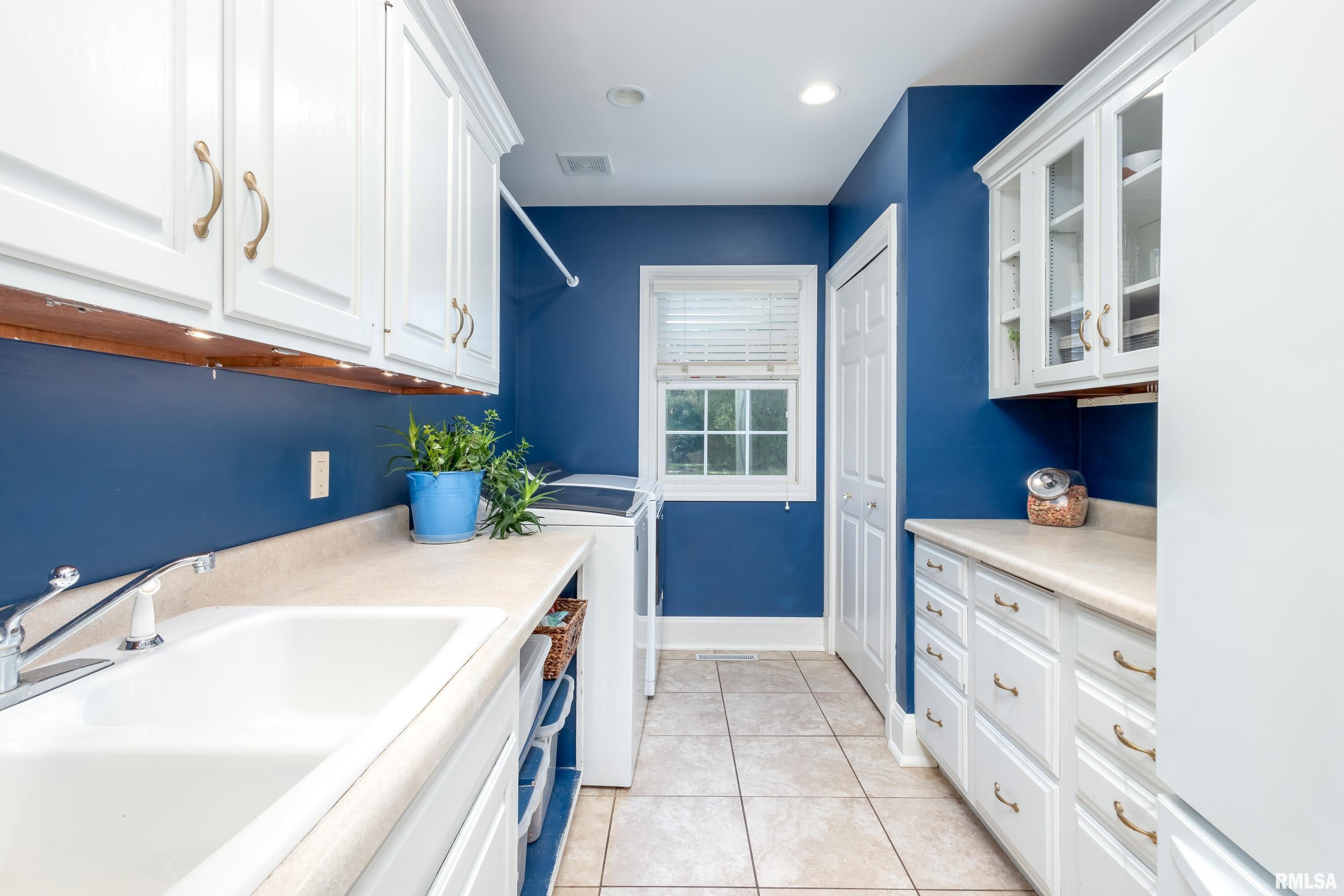 4026 Jersey Ridge Road Davenport, IA 52807 - Photo 35 of 90 Gallery Image 35