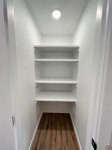 $184,500 | 805 Peyton Street, Emporia, KS 66801