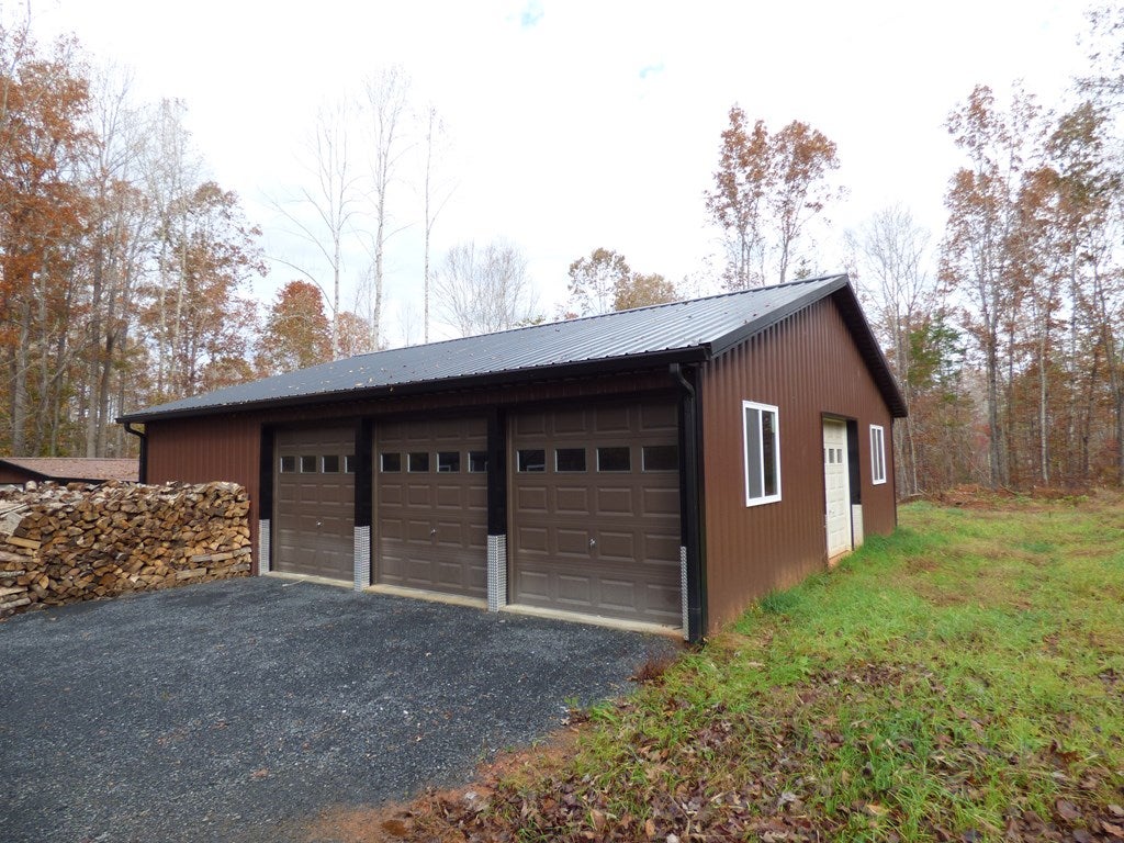 297 Legrande Road Dillwyn, VA 23936 - Photo 44 of 65 Gallery Image 44