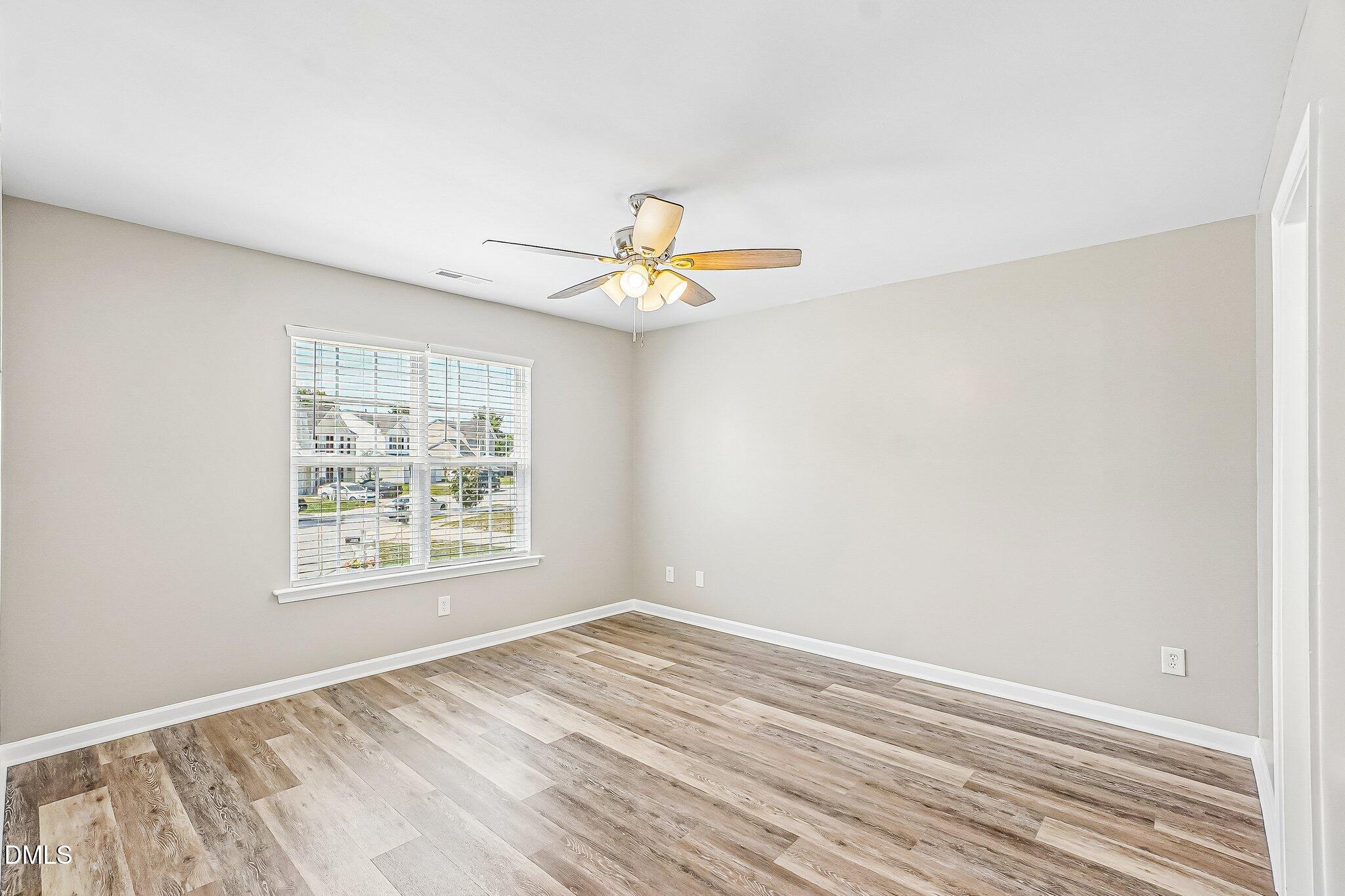 1404 Springshire Court Raleigh, NC 27610 - Photo 15 of 28 19-web-or-mls-Springshire Ct-S1505-019