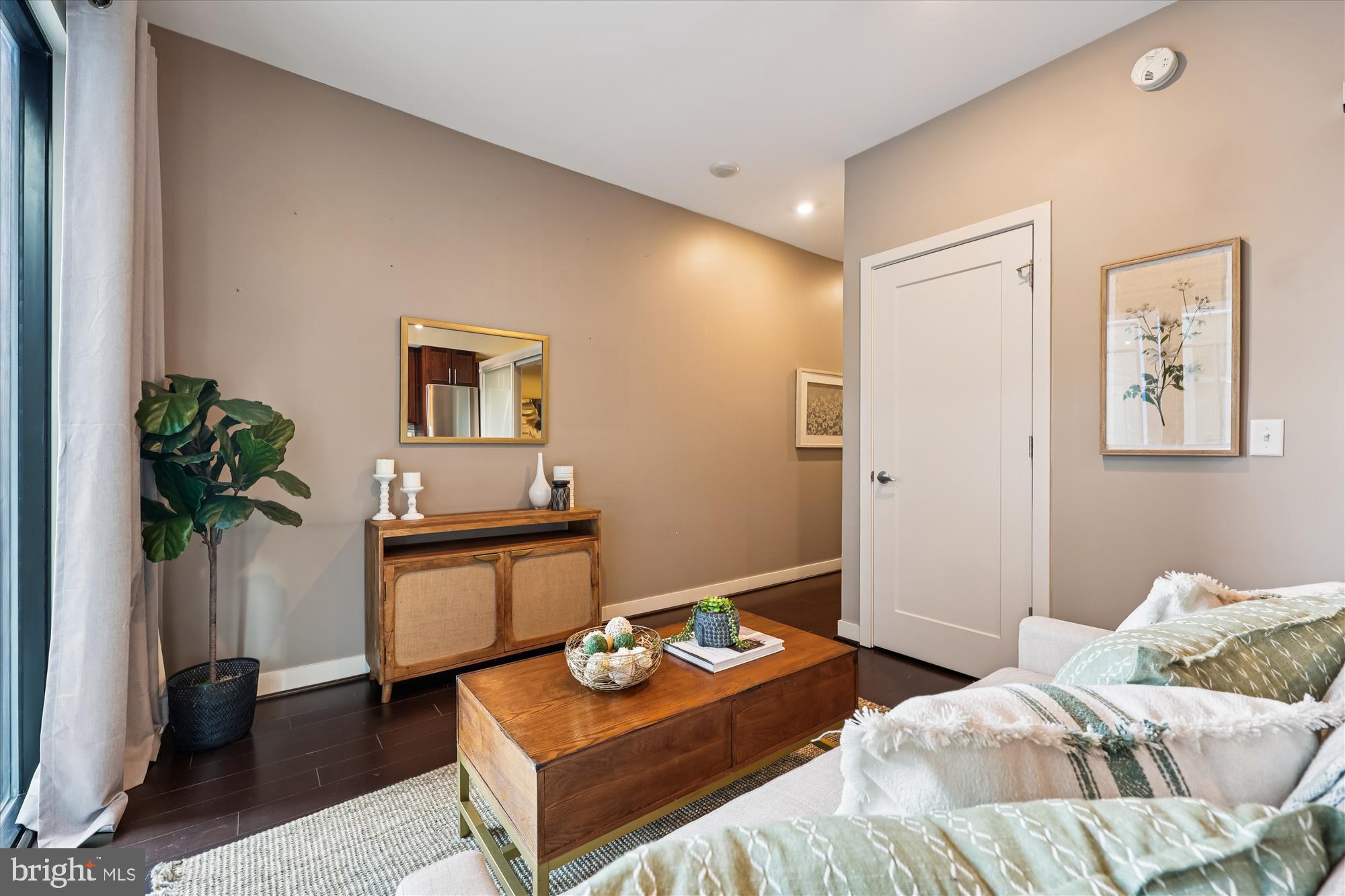 1320 Fenwick Lane, Unit 203 Silver Spring, MD 20910 - Photo 5 of 45 Living Area
