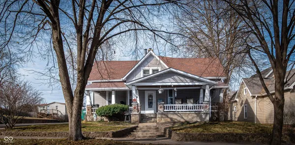 $325,000 | 198 West King Street, Franklin, IN 46131