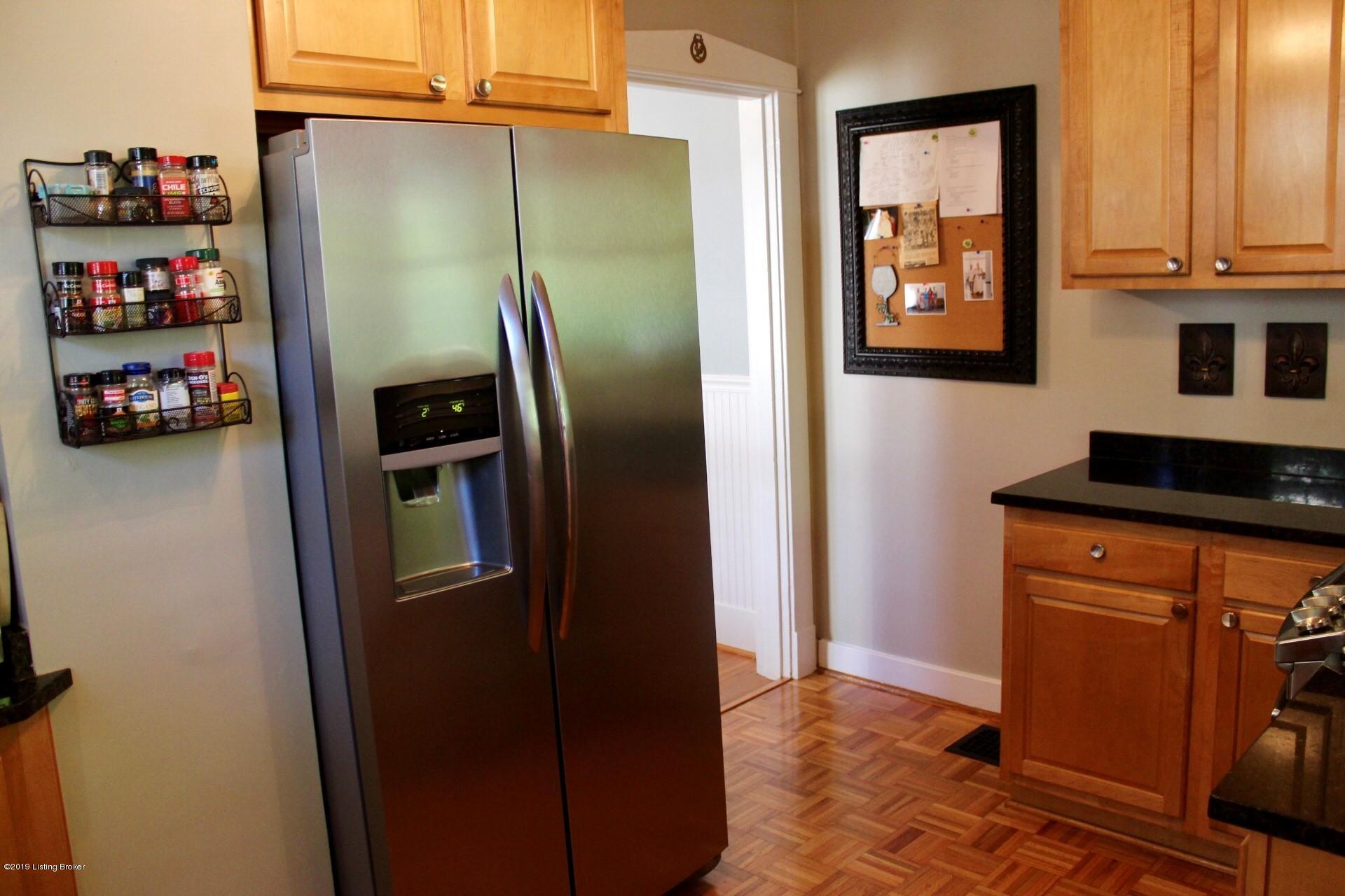212 Iola Road Louisville, KY 40207 - Photo 10 of 29 212 Iola RdKitchen_2
