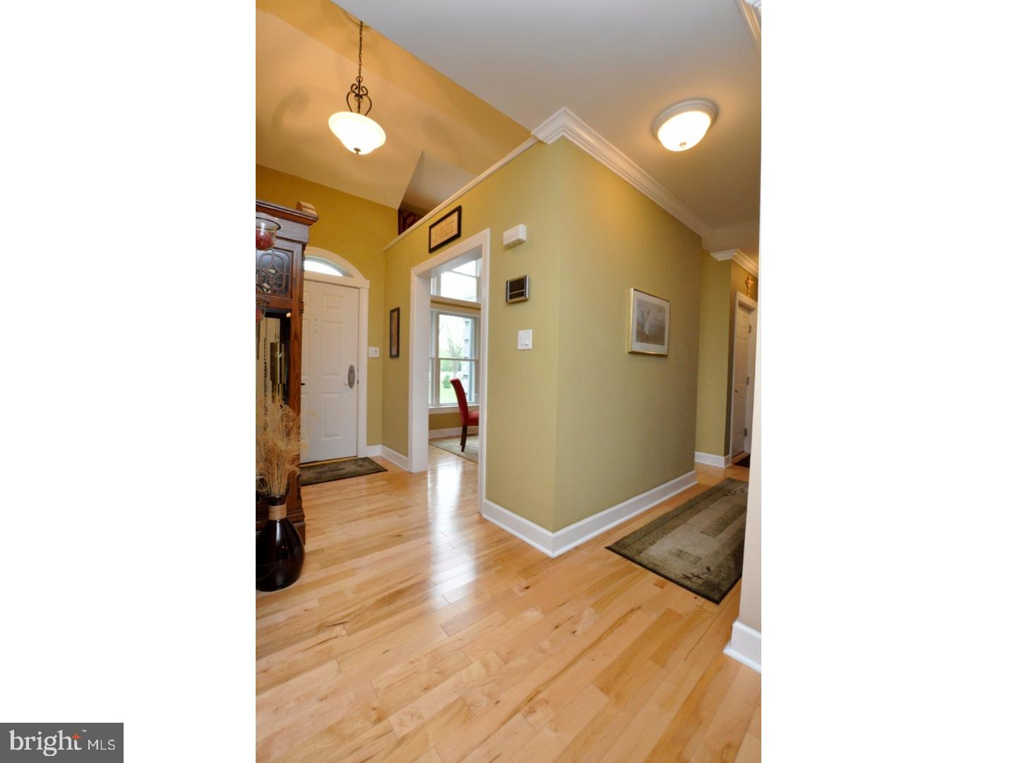 6 Elmwood Road Mount Laurel, NJ 08054 - Photo 4 of 23 Gallery Image 4