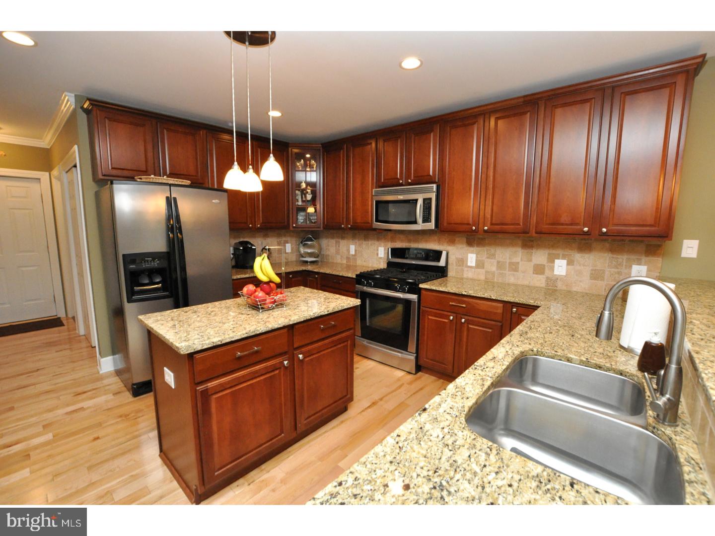 6 Elmwood Road Mount Laurel, NJ 08054 - Photo 9 of 23 Gallery Image 9
