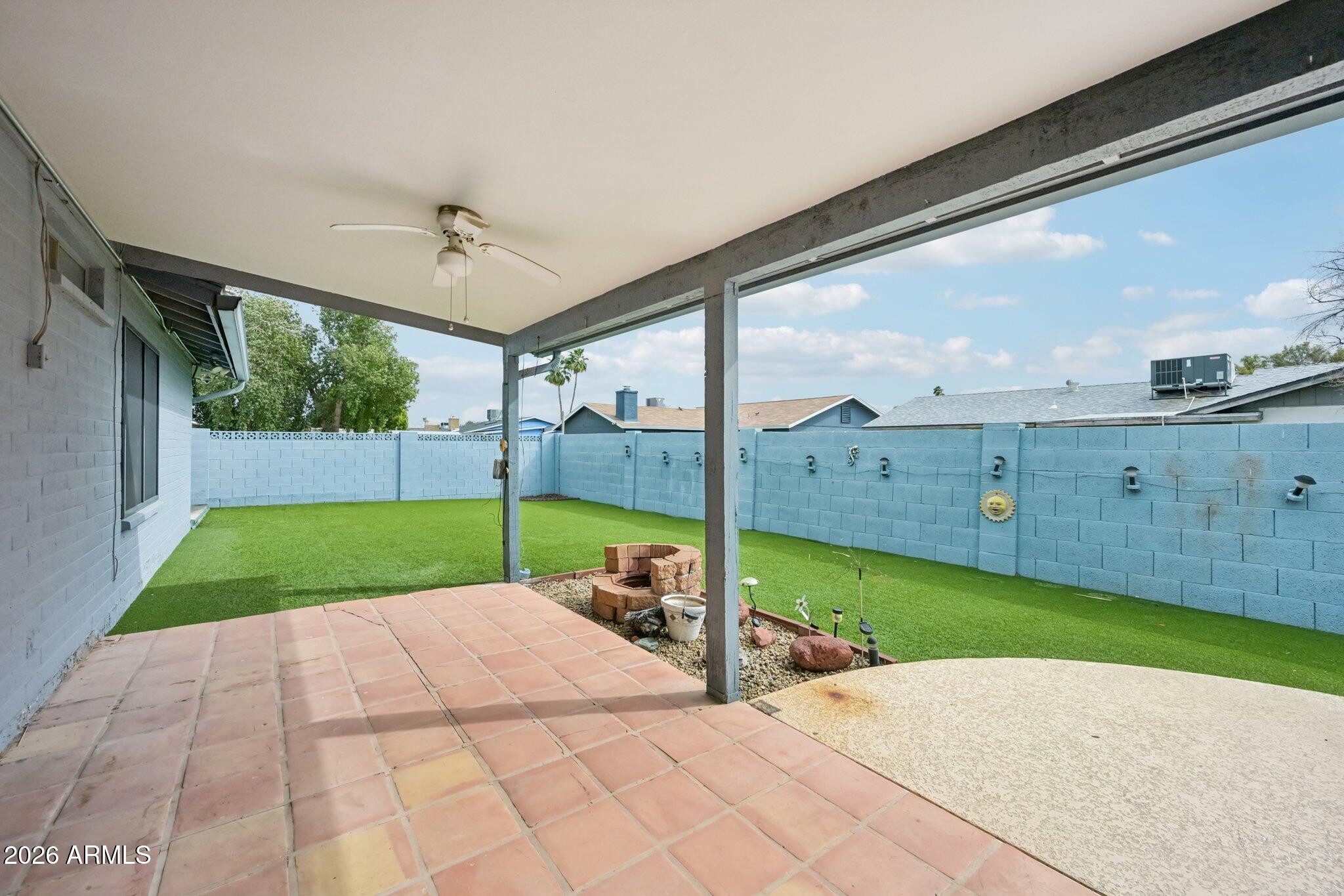 2201 West Utopia Road Phoenix, AZ 85027 - Photo 40 of 50 a view of a garden with an outdoor space